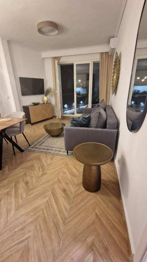 Luxury In Downtown Of Perea