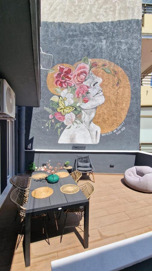 Luxury In Downtown Of Perea Apartment *