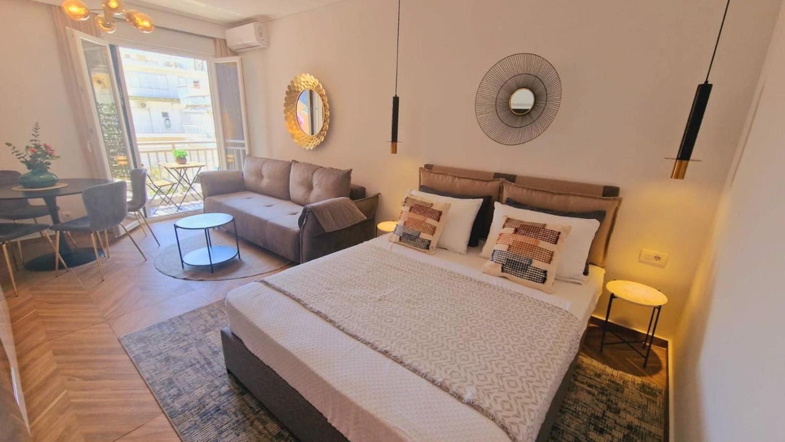 Luxury In Downtown Of Perea