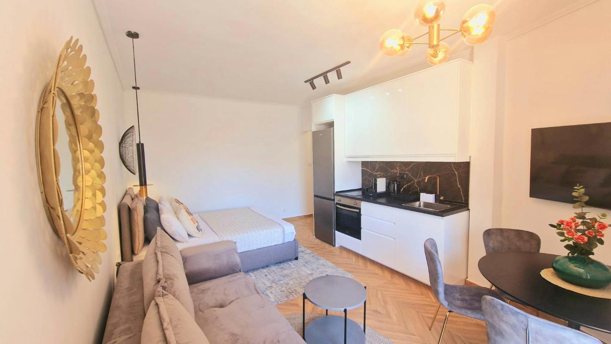 Luxury In Downtown Of Perea Peraía