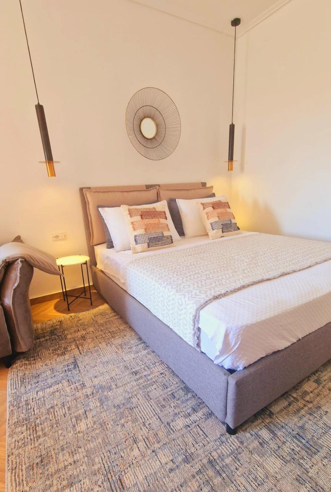 Luxury In Downtown Of Perea Apartment *